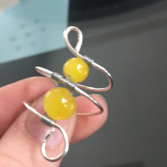 Yellow ring - Picture 2 of 3